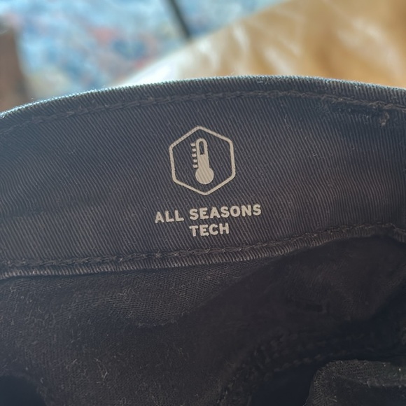 Levi’s black cargo pants - Picture 7 of 7